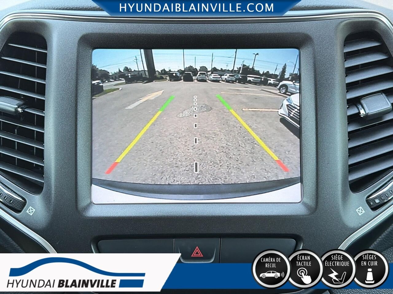 2020 Jeep Cherokee White Blainville - photo #16