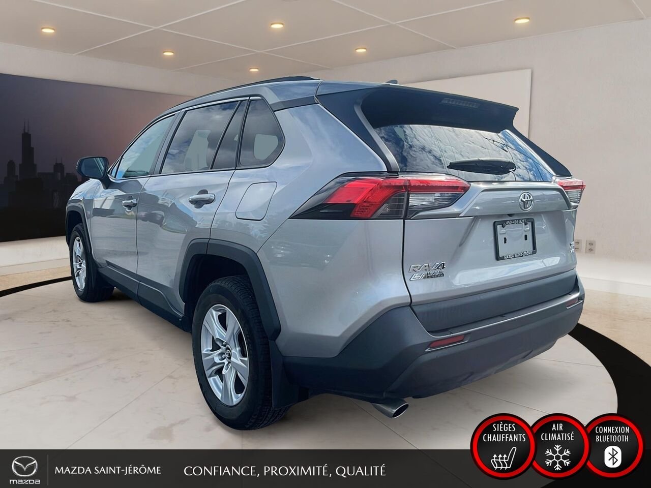 2020 Toyota RAV4 XLE | 49 877 KM | TOIT OUVRANT | AWD | ATTELAGE Silver Saint-Jérôme - photo #9