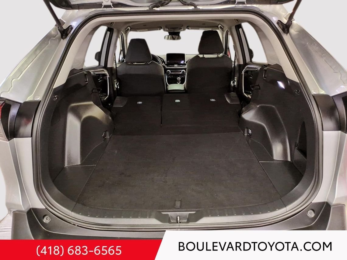 Toyota RAV4 531712-119 | LE, AWD 2024 Ciel argent métallisé Québec - photo #17