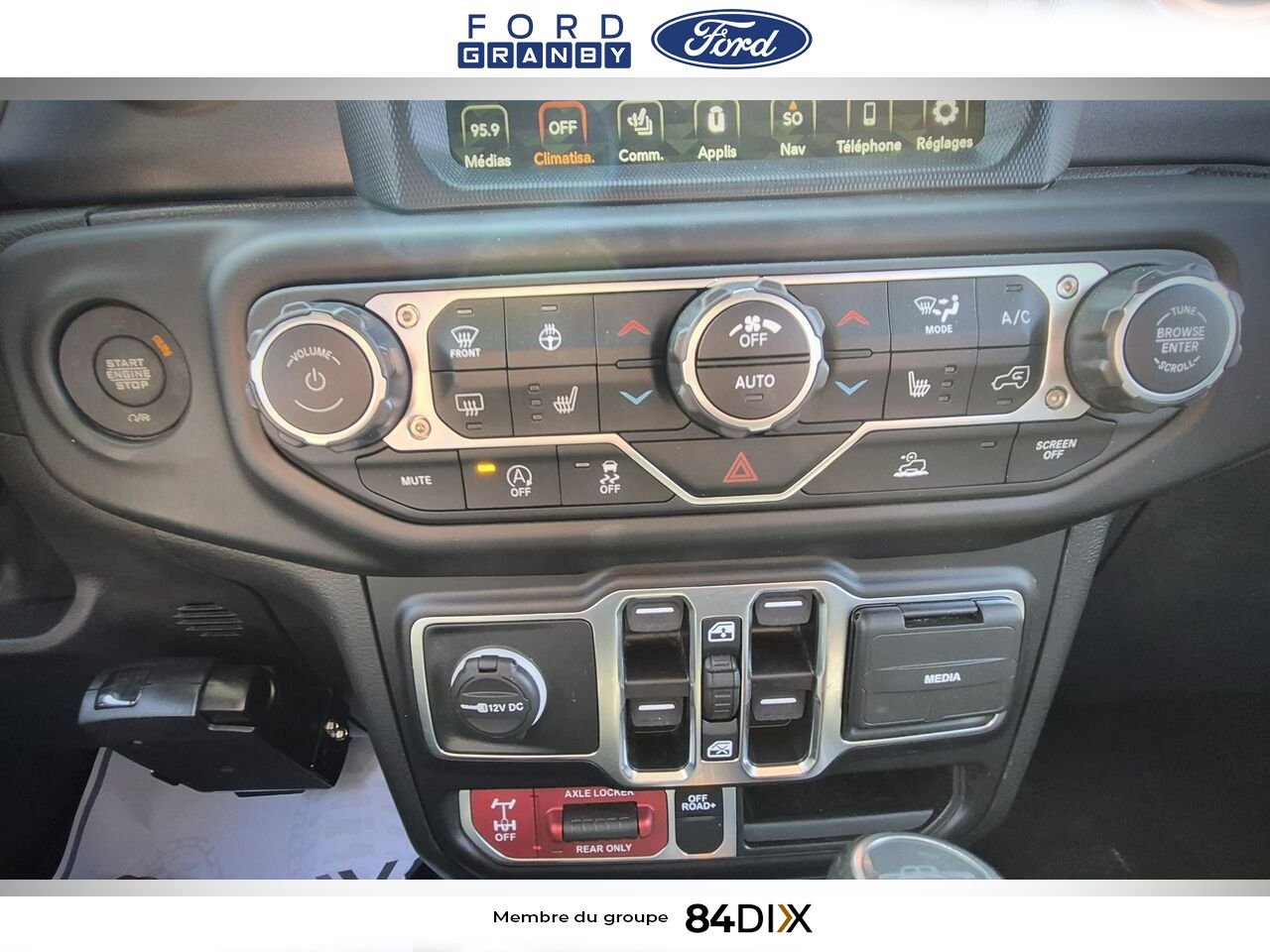 Jeep Gladiator 2023 Blanc Granby - photo #23
