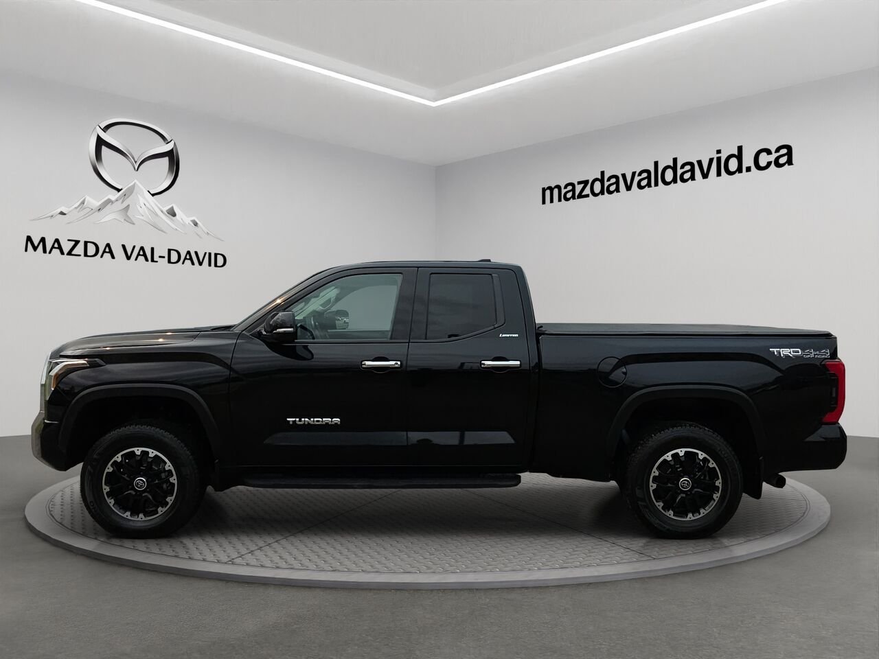 2022 Toyota Tundra Limited Double Cab 4x4, Navigation, sièges ventilés, sièges en cuir Black Val-David - photo #1
