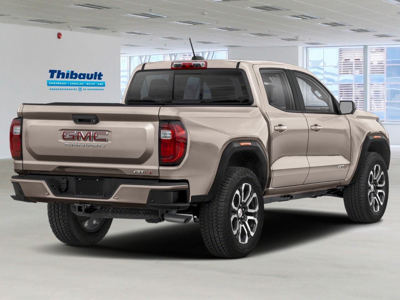 2026 GMC Canyon AT4 cabine multiplace 4RM COASTAL DUNE Sherbrooke - photo #1