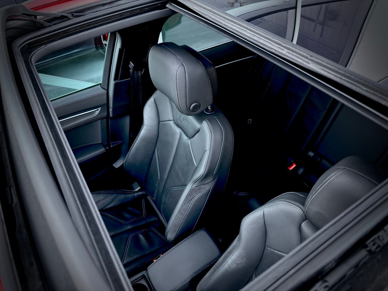 2019 Audi Q3 Red Notre-Dame-des-Prairies - photo #17
