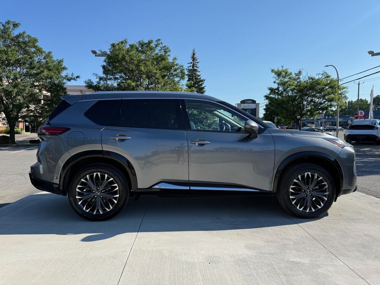 2024 Nissan Rogue Platine TI Grey Châteauguay - photo #3
