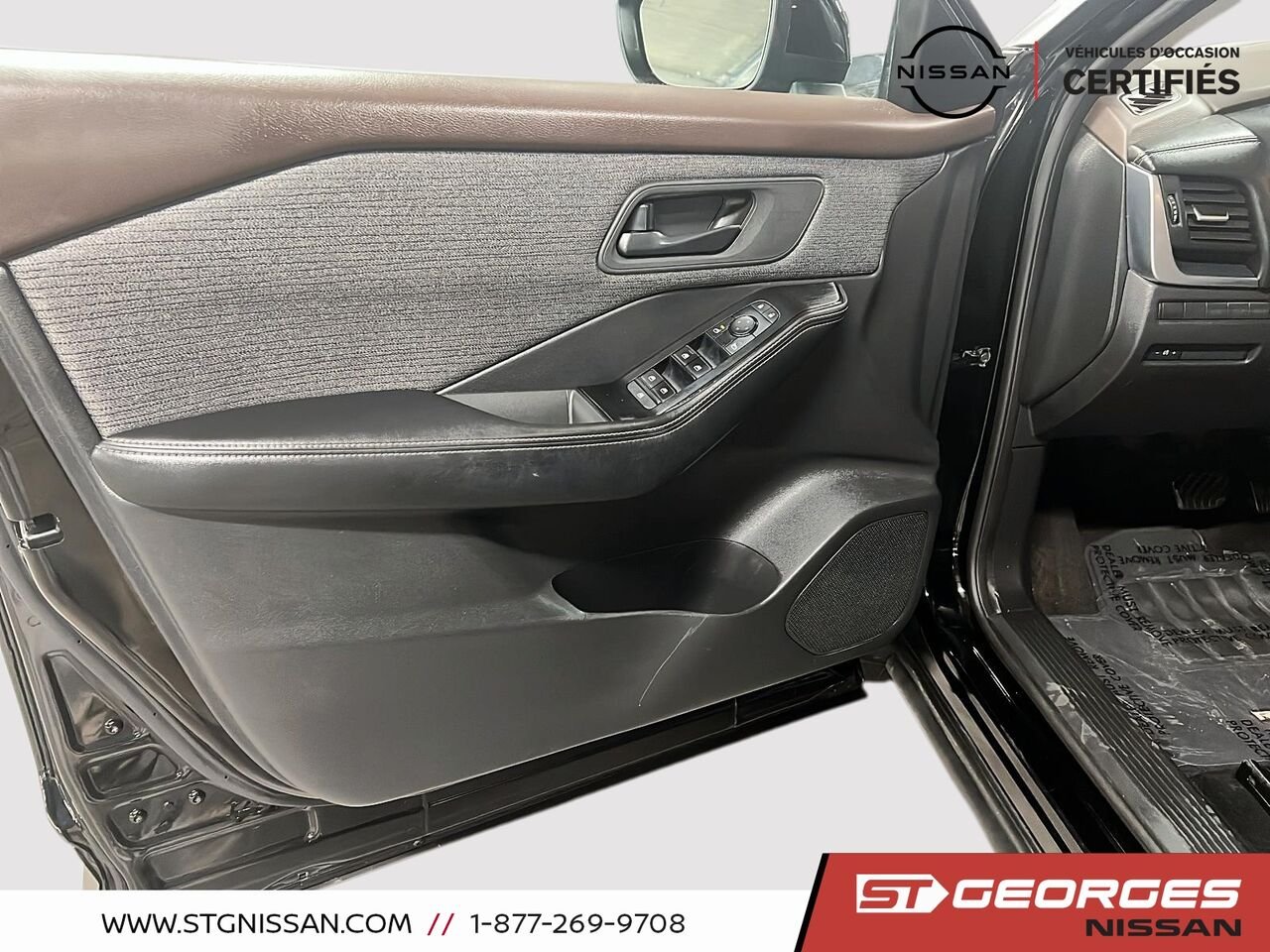 Nissan Rogue 2021 Noir Saint-Georges - photo #10