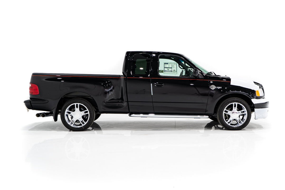 2000 Ford F-150 Harley Davidson Edition In Delivery Packaging Black Montreal - photo #2