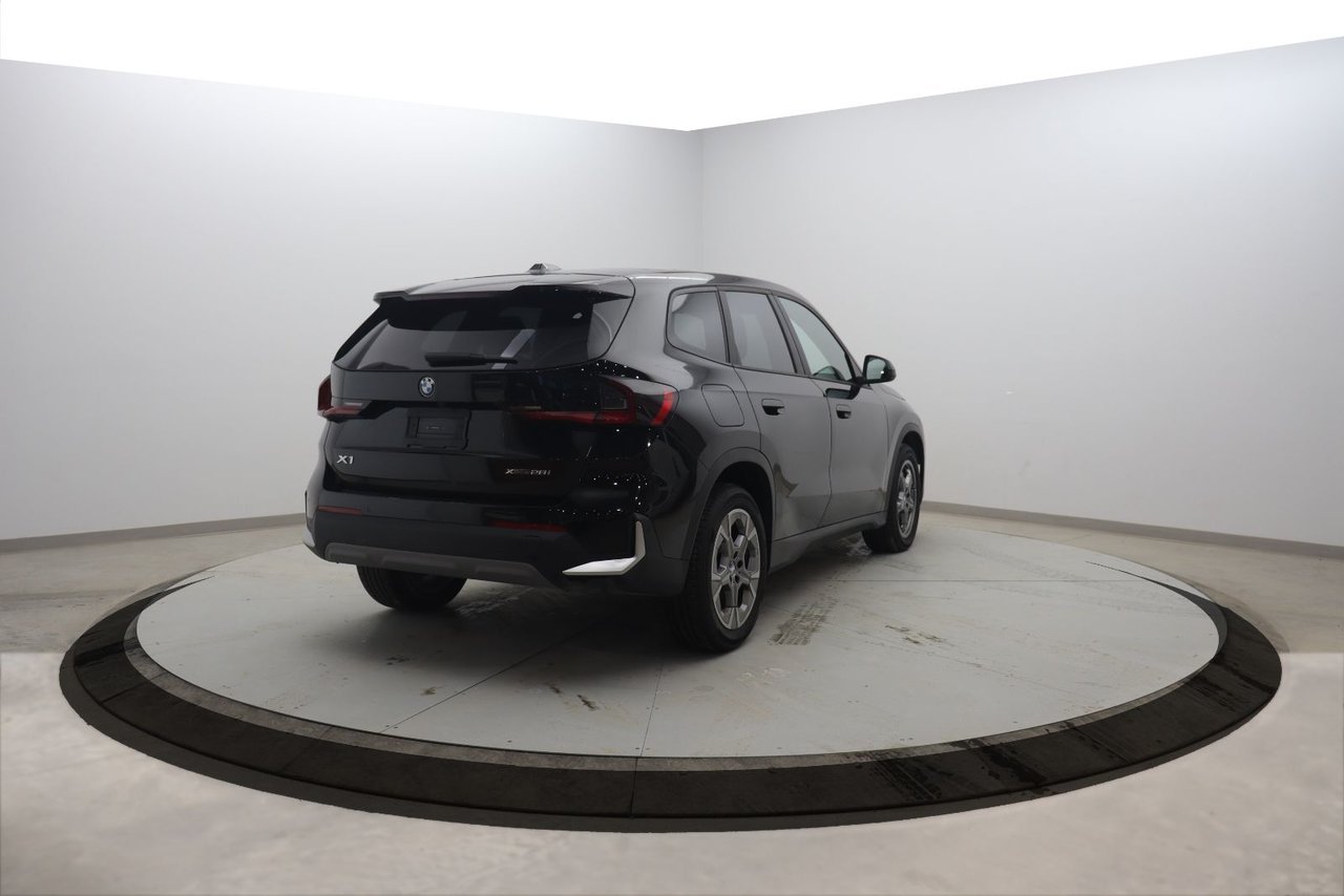 2025 BMW X1 xDrive28i Black Baie-Comeau - photo #3