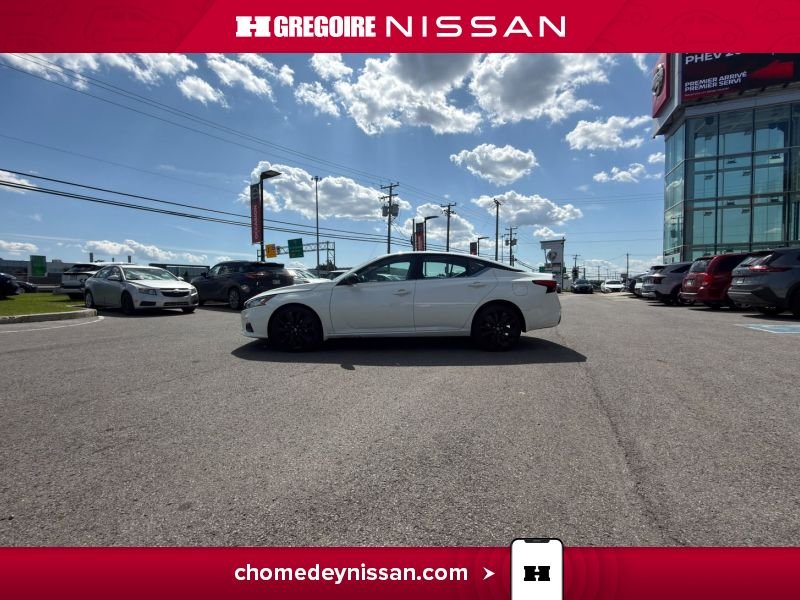 2022 Nissan Altima Black Blainville - photo #5
