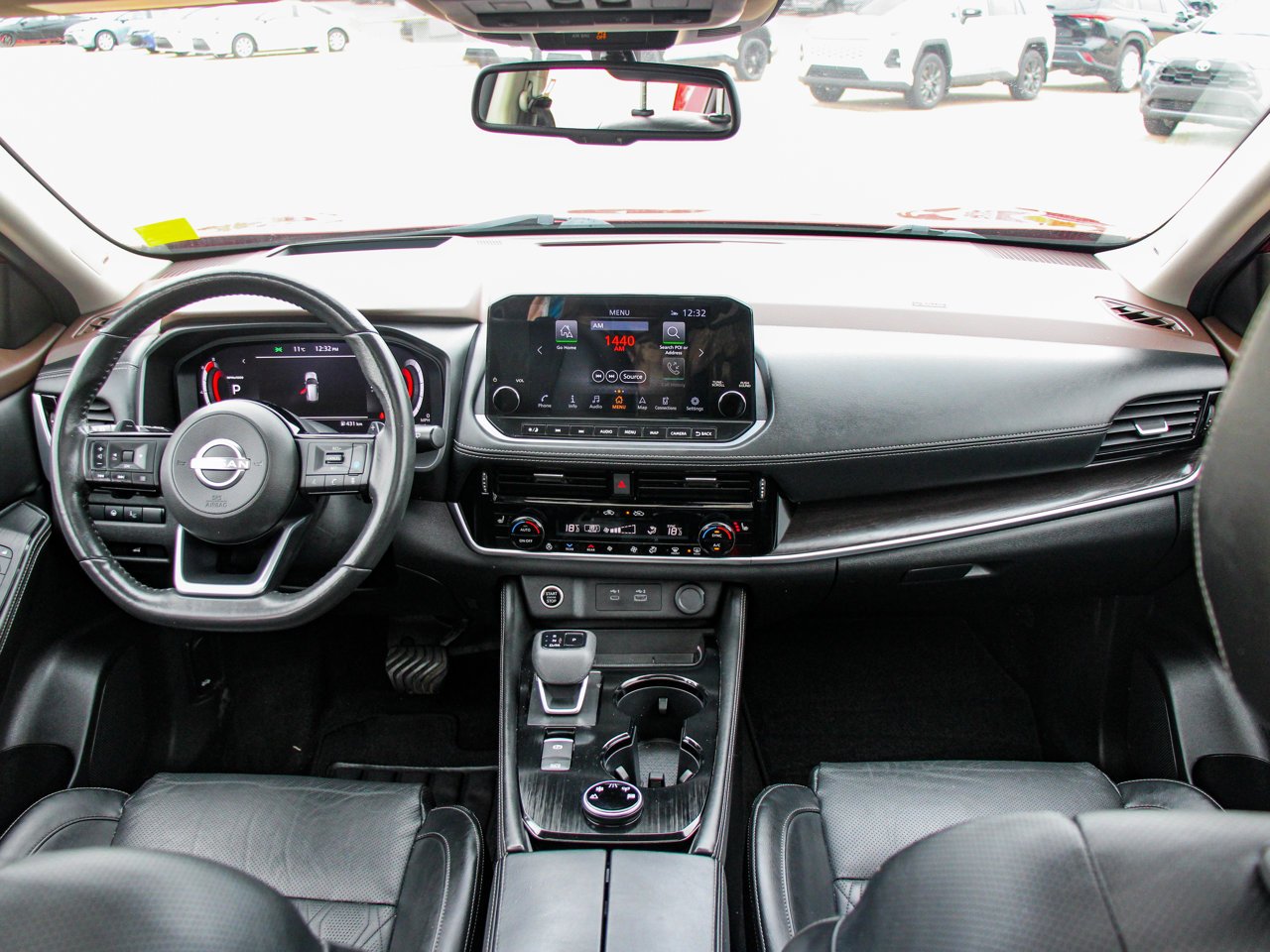 2023 Nissan Rogue AWD Platinum Grey Sherwood Park - photo #33