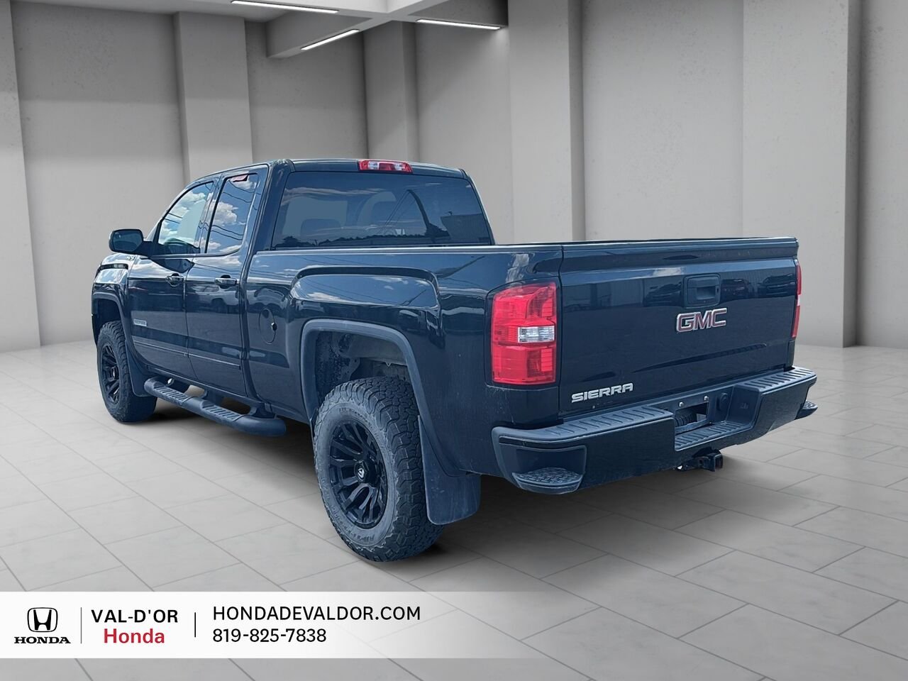 GMC Sierra 1500 Cabine double 4RM 143,5 po 2018 Noir Val-d'Or - photo #3