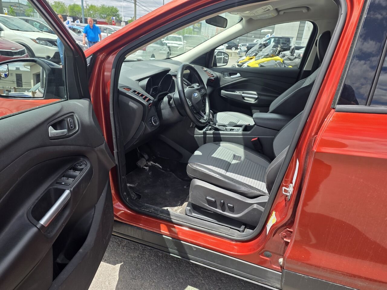2019 Ford Escape Orange  - photo #10