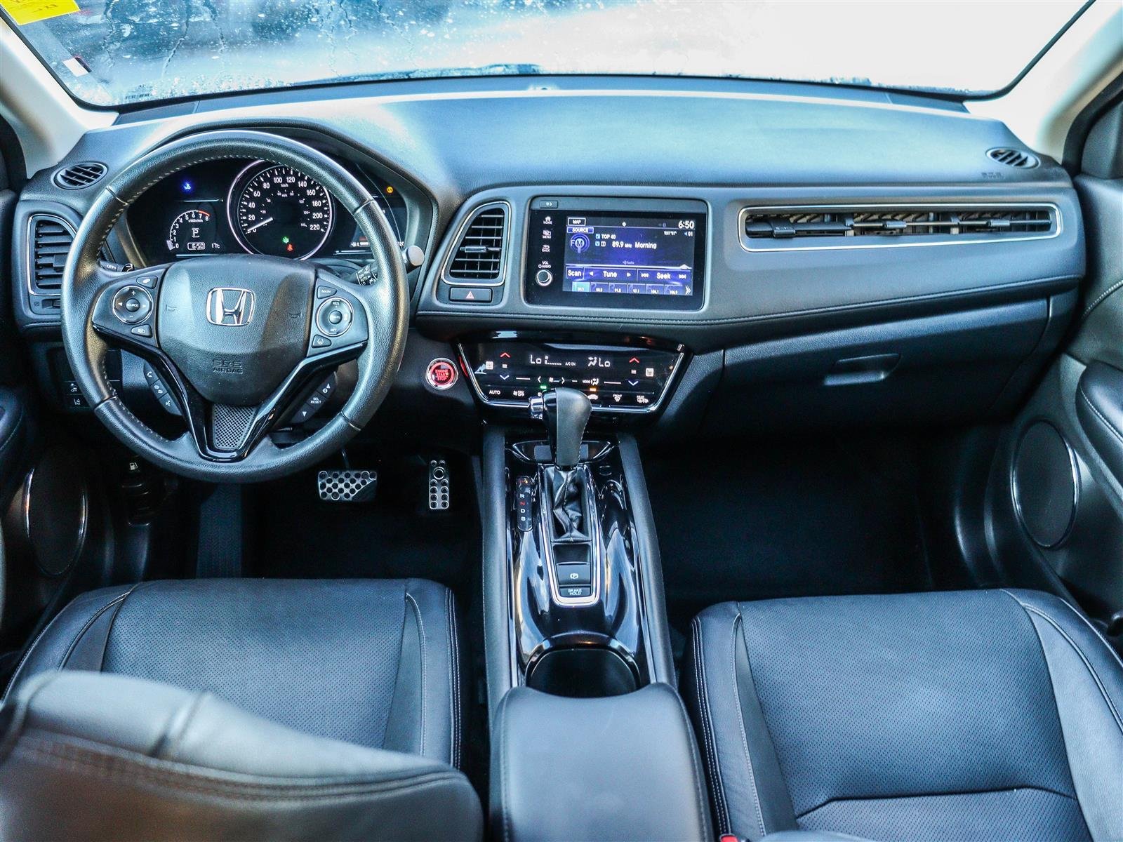 Honda HR-V Touring 2022 Grey Ottawa & Gatineau - photo #12