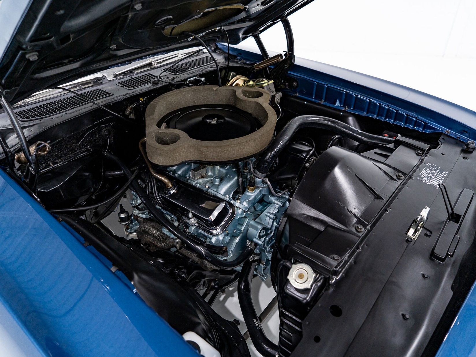 1970 Pontiac GTO The Judge Matching# Ram Air III 4-speed **PRIX EN USD** Blue Montreal - photo #16