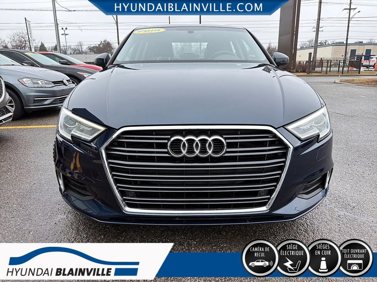 Audi A3 berline 2019 Bleu Blainville - photo #1