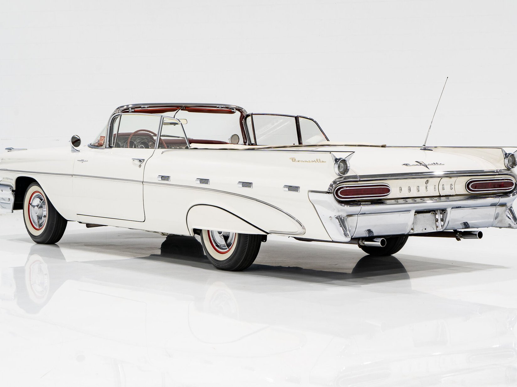 Pontiac Bonneville **PRIX EN USD** 1959 Beige Montréal - photo #2