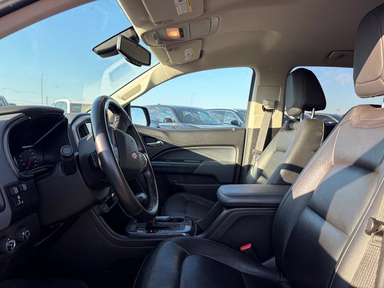 2018 Chevrolet Colorado 4WD Crew Cab 128.3 Z71 Red Sherwood Park - photo #5