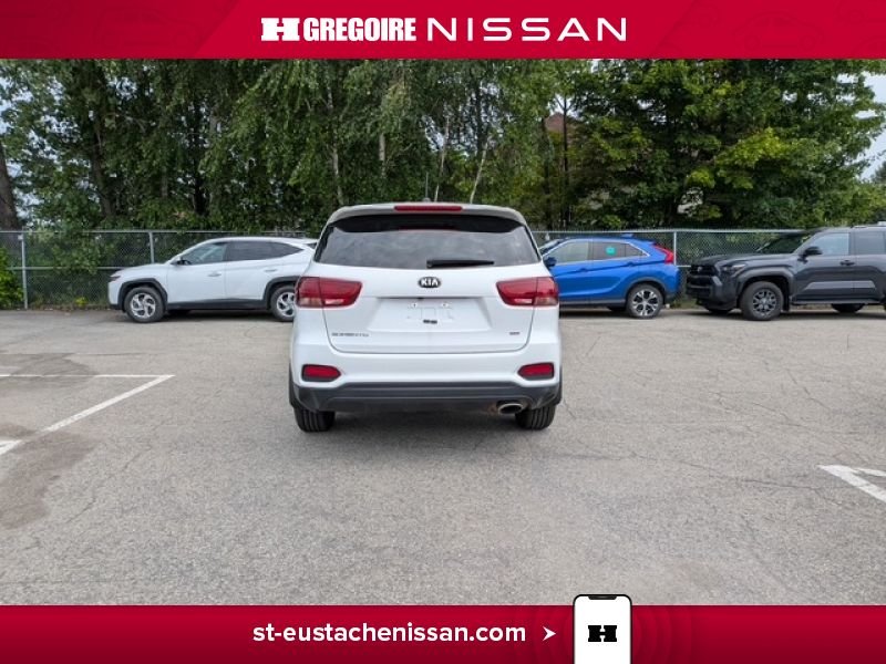 2020 Kia Sorento White Laval - photo #21