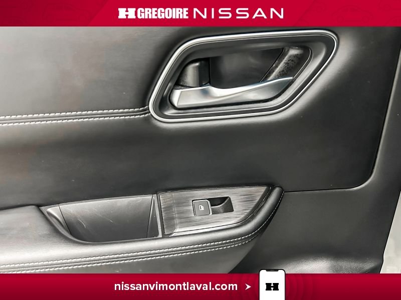 2024 Nissan Rogue White Laval - photo #18