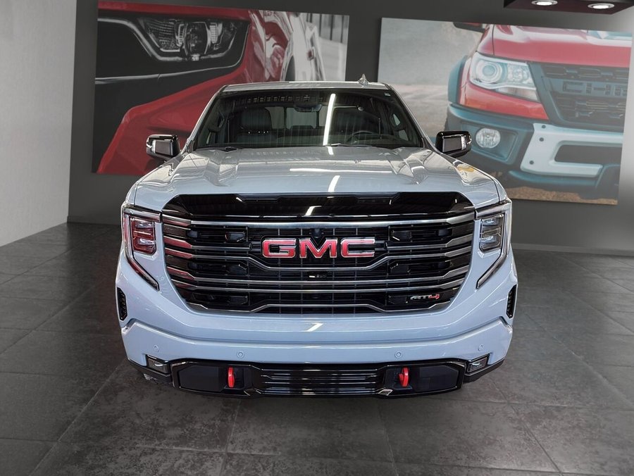GMC Sierra 1500 AT4 cabine multiplace 4RM 157 po 2025 Gris
