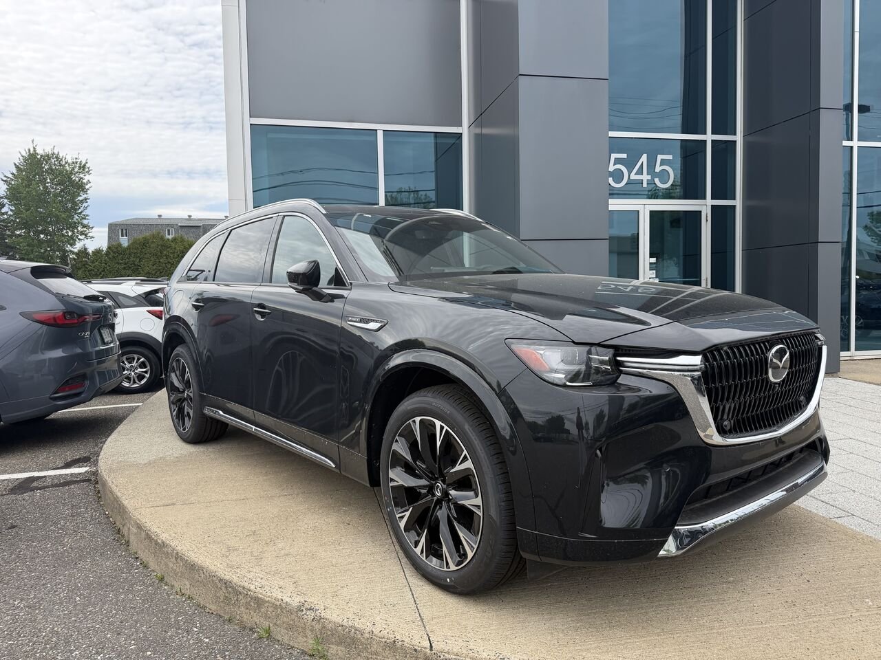 2026 MAZDA CX-90 PHEV Jet Black Mica Ste-Marie - photo #2