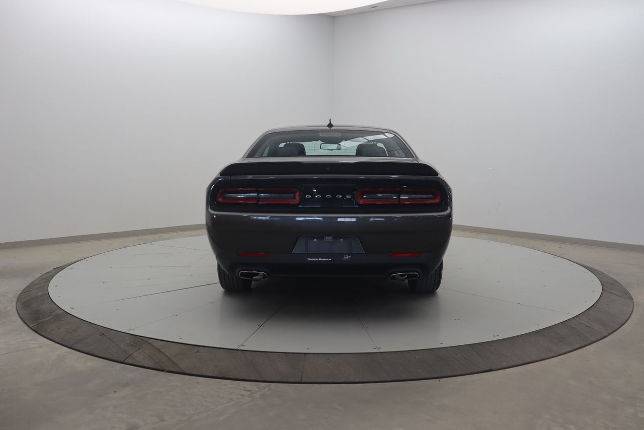 2018 Dodge Challenger VIN 2C3CDZAG5JH296846 Grey Baie-Comeau - photo #4
