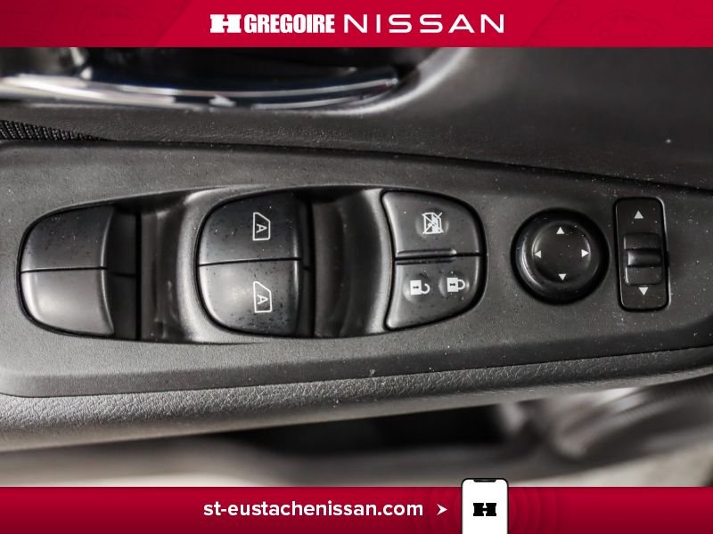 2024 Nissan Kicks White Saint-Eustache - photo #24
