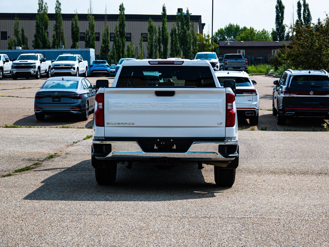 2025 Chevrolet Silverado 1500 4WD Crew Cab 147 LT White Sherwood Park - photo #11