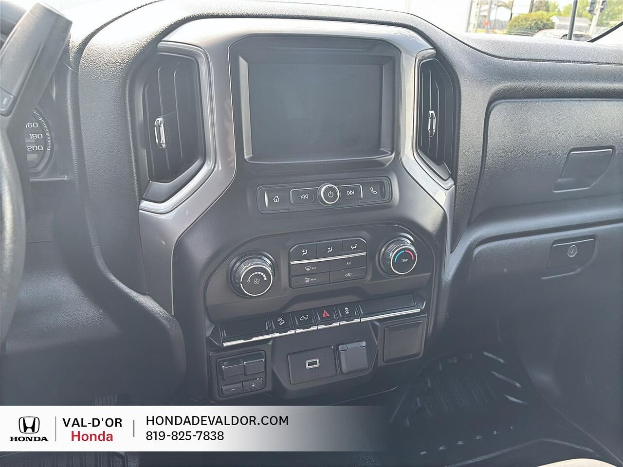 Chevrolet Silverado 1500 WT cabine multiplace 4RM 147 po 2020 Noir Val-d'Or - photo #10