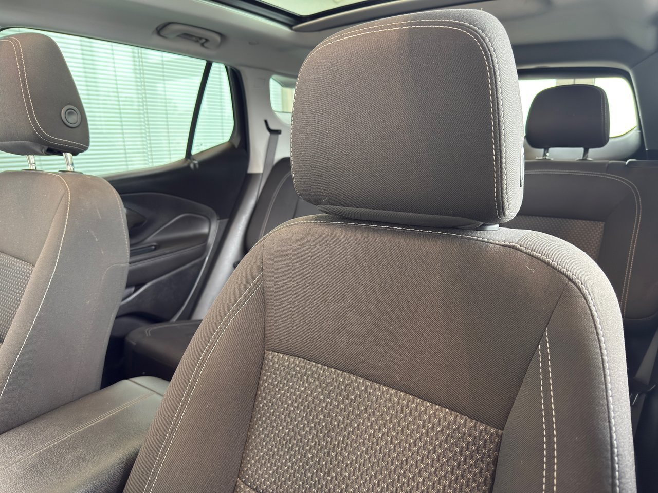 GMC Terrain 2022 Bleu Notre-Dame-des-Prairies - photo #17