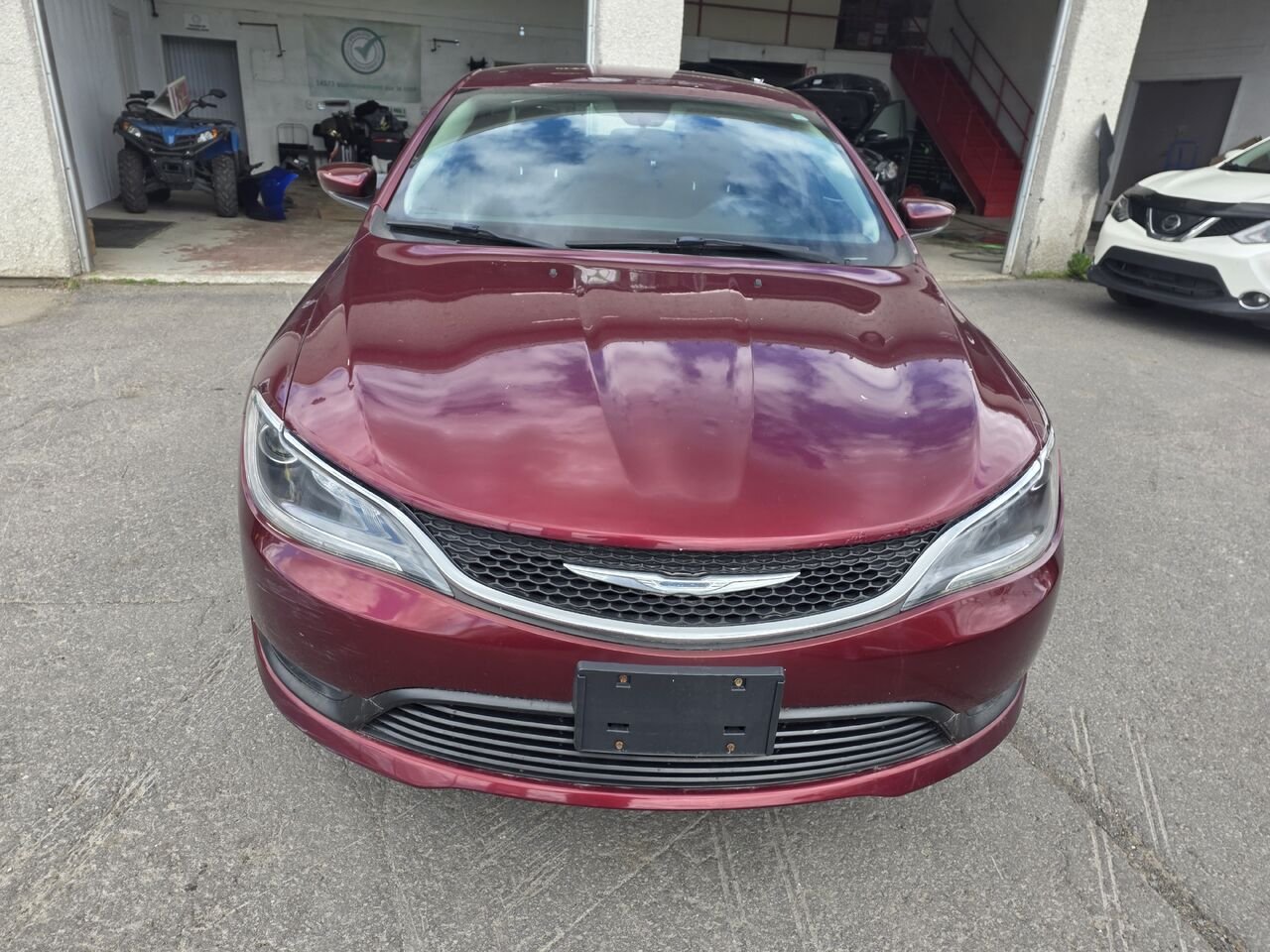 2015 Chrysler 200 Red  - photo #6