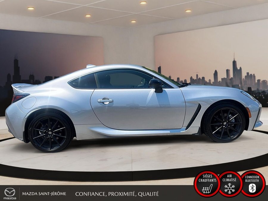 Toyota GR86 Premium | AUTOMATIQUE | CLEAN CARFAX 2025 Gris