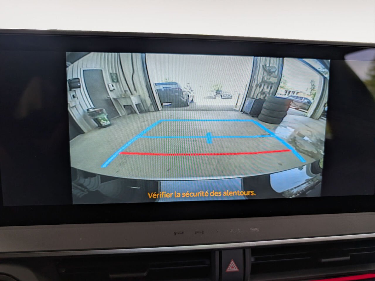 2025 Toyota Prius Prime JTDACACU7S3041114 Cutting Edge Silver Sherbrooke - photo #9