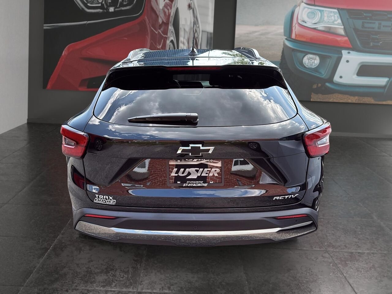 2026 CHEVROLET Trax ACTIV MOSAIC BLACK METALLIC Saint-Hyacinthe - photo #2