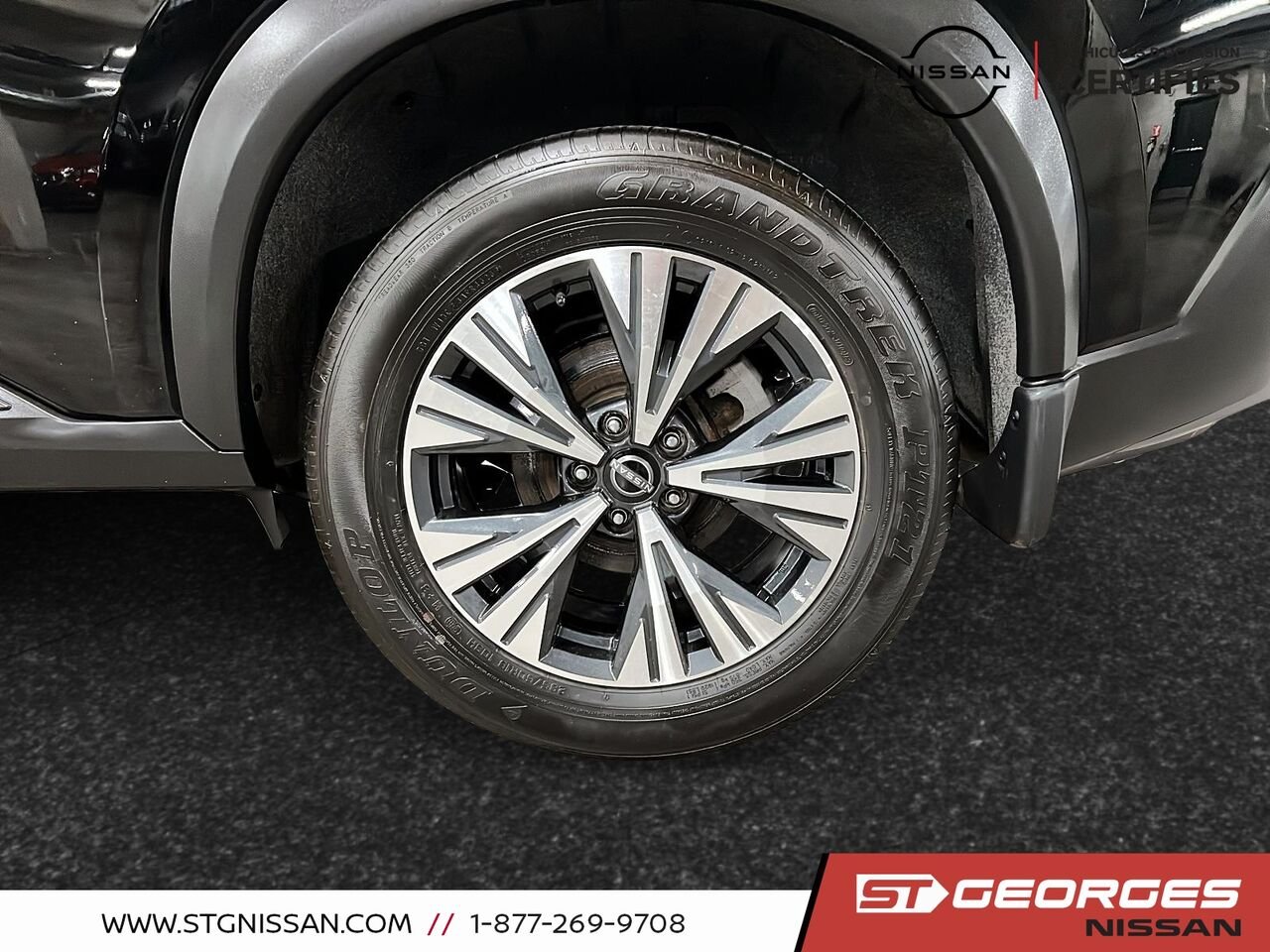 Nissan Rogue 2023 Noir Saint-Georges - photo #6