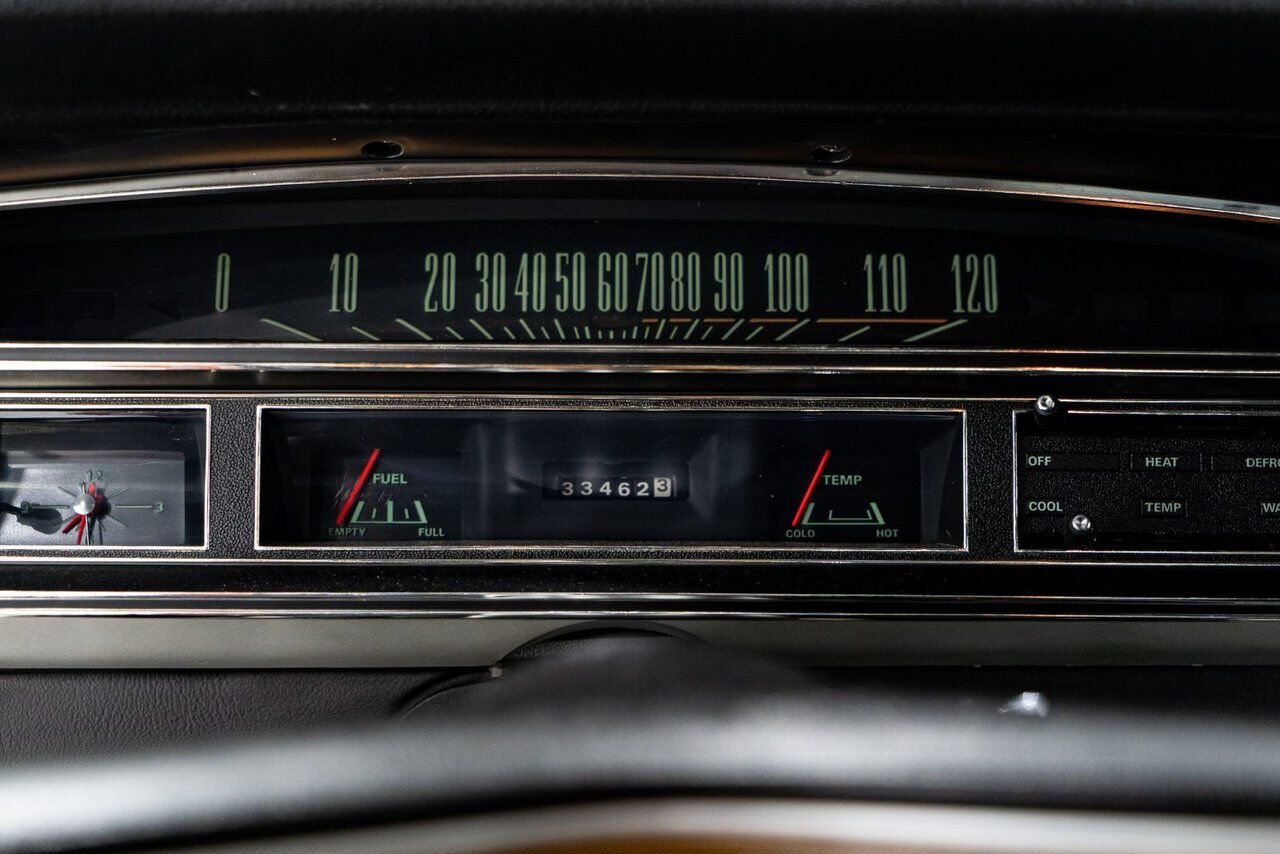 Ford Torino PRIX EN USD | GT Survivor. 33,462 original miles 429cu.in. 1970 Orange Montréal - photo #10
