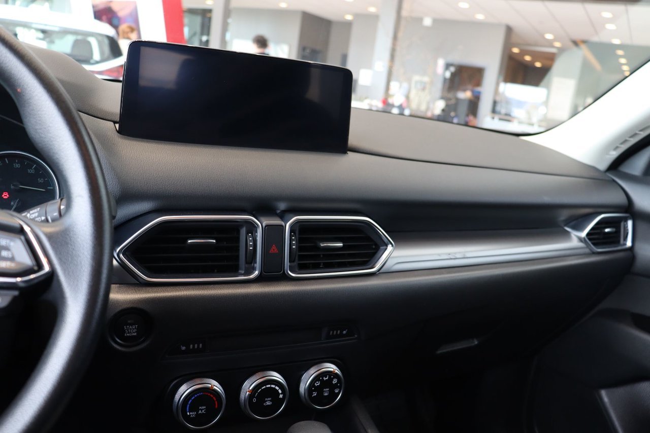 2024 Mazda CX-5 VIN JM3KFBBM0R0382019 White Chicoutimi - photo #12