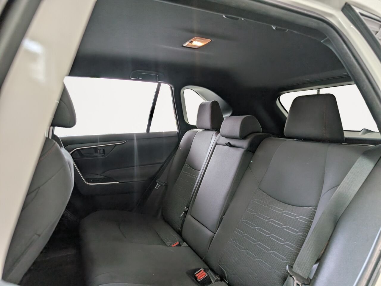 2021 Toyota RAV4 Prime JTMGB3FV0MD024326 White Sherbrooke - photo #8