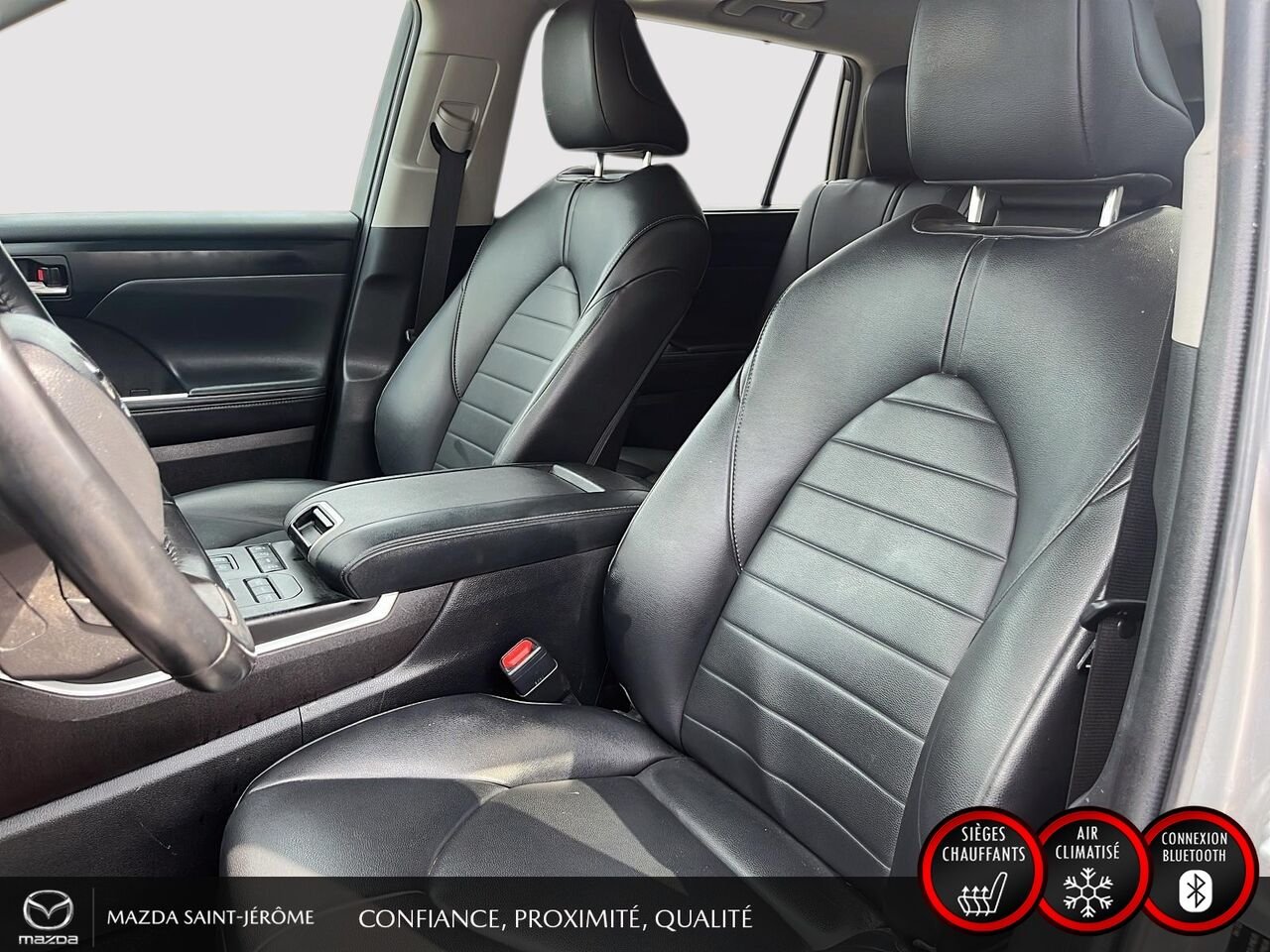 Toyota Highlander XLE | TOIT OUVRANT | CUIR | AWD | 2022 Argent Saint-Jérôme - photo #17