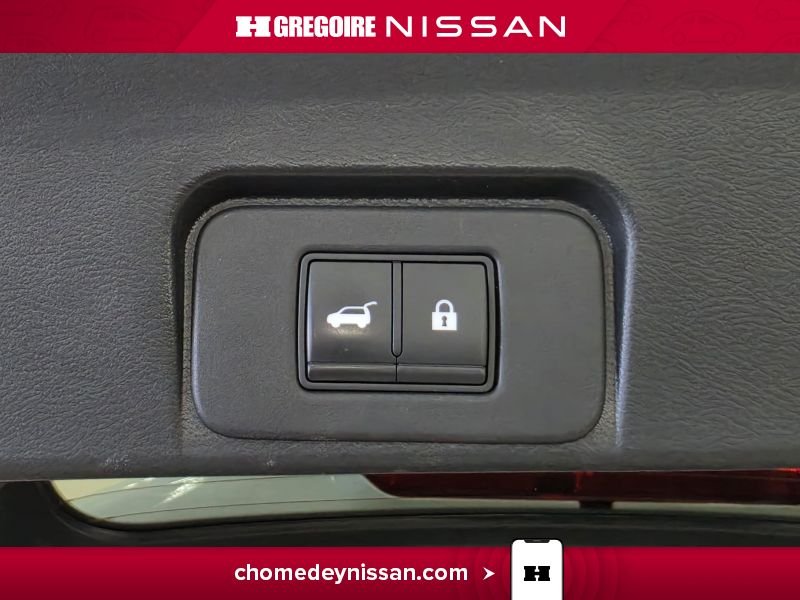 Nissan Rogue 2021 Blanc Laval - photo #30