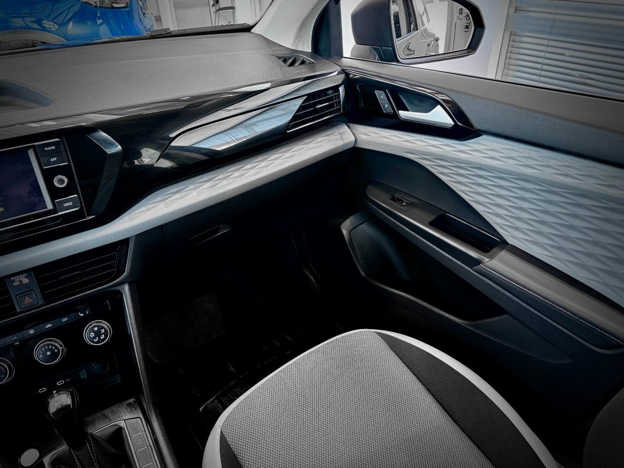 Volkswagen Taos 2024 Noir Notre-Dame-des-Prairies - photo #21