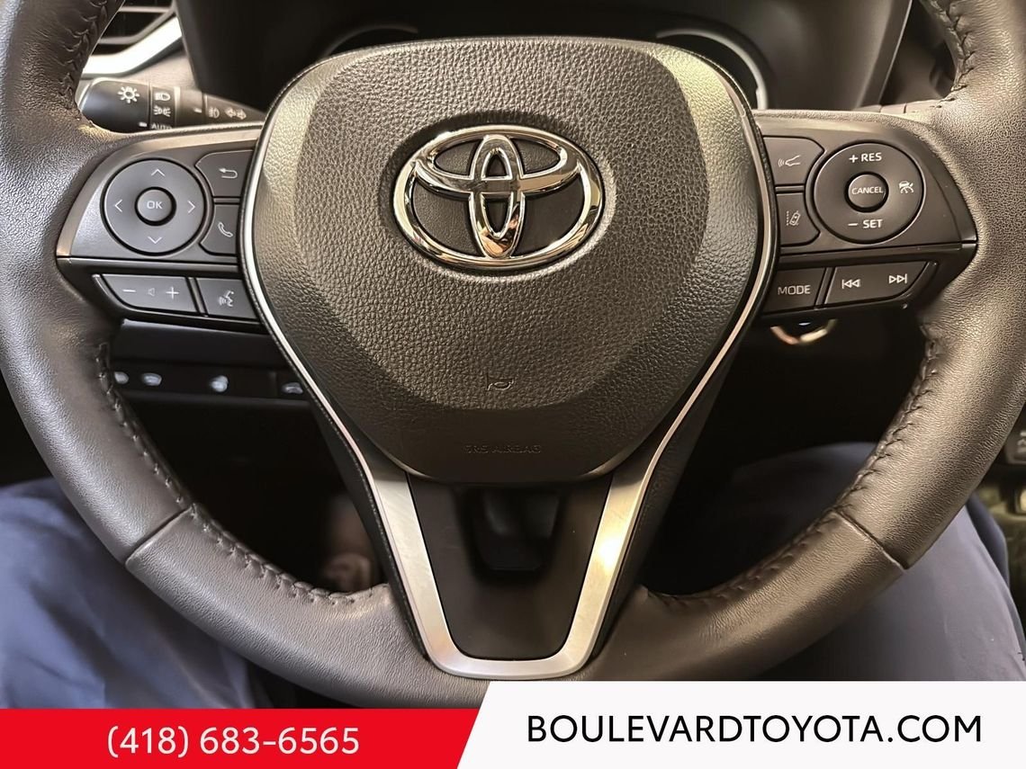 Toyota RAV4 99166A-80 | XLE HYBRIDE, AWD 2024 Rouge rubis nacré Québec - photo #13