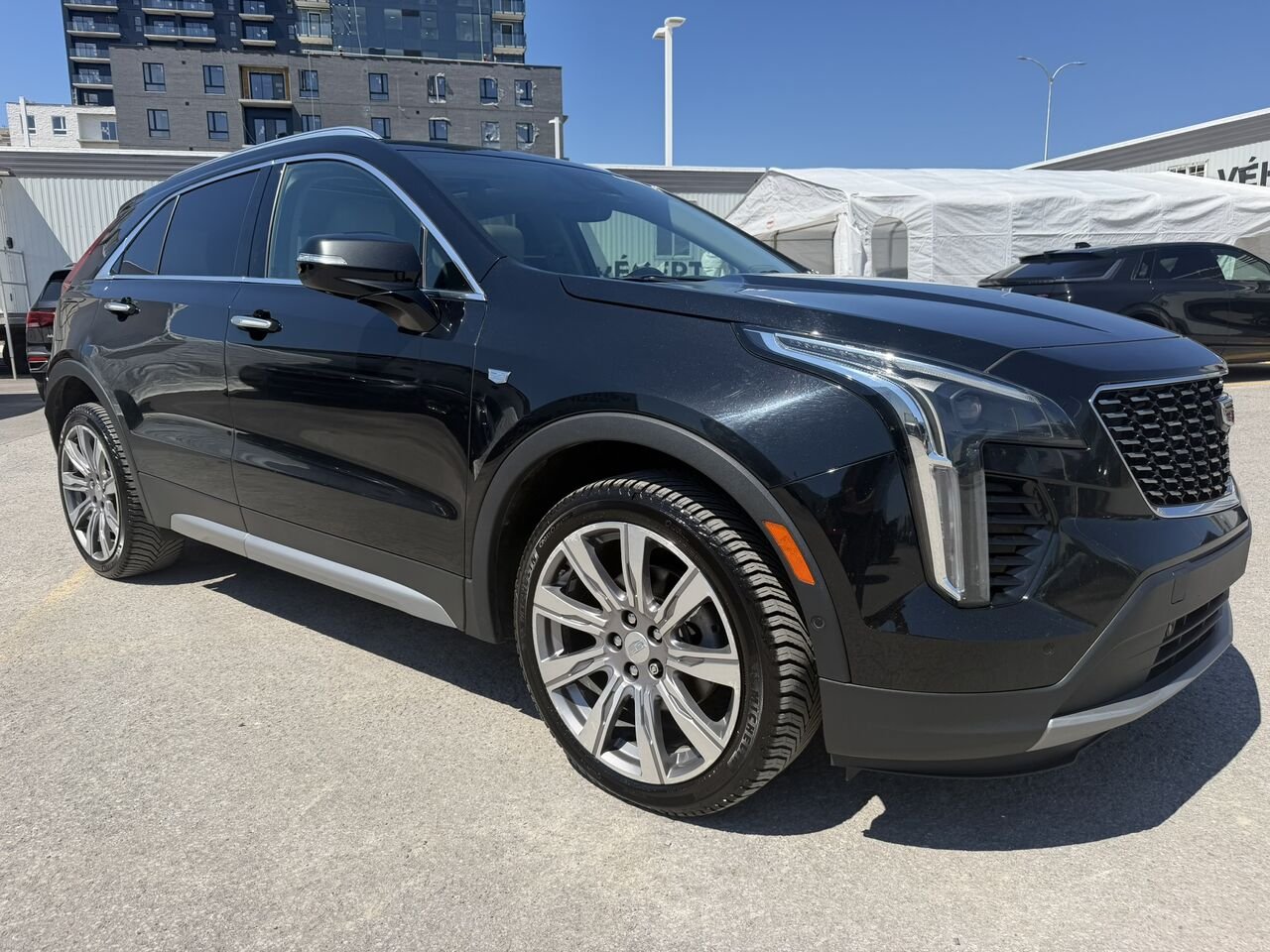 Cadillac XT4 PREMIUM LUXURY AWD 2019 Noir Laval - photo #1