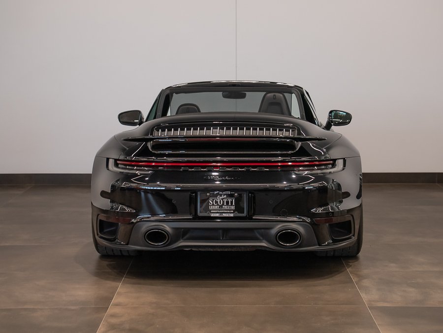 2021 Porsche 911 2021 Black