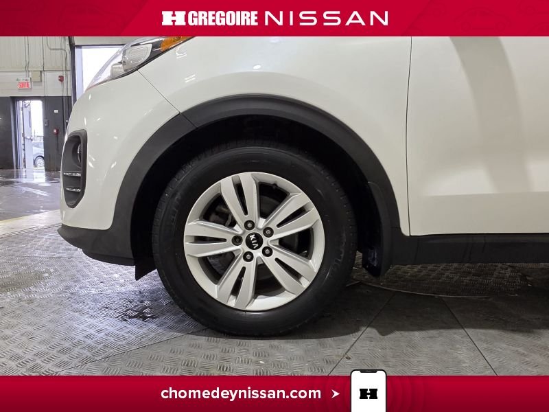 Kia Sportage CA7268 | LX * Mag * Bancs Chauffants * Bluetooth * 2018 Blanc Laval - photo #11