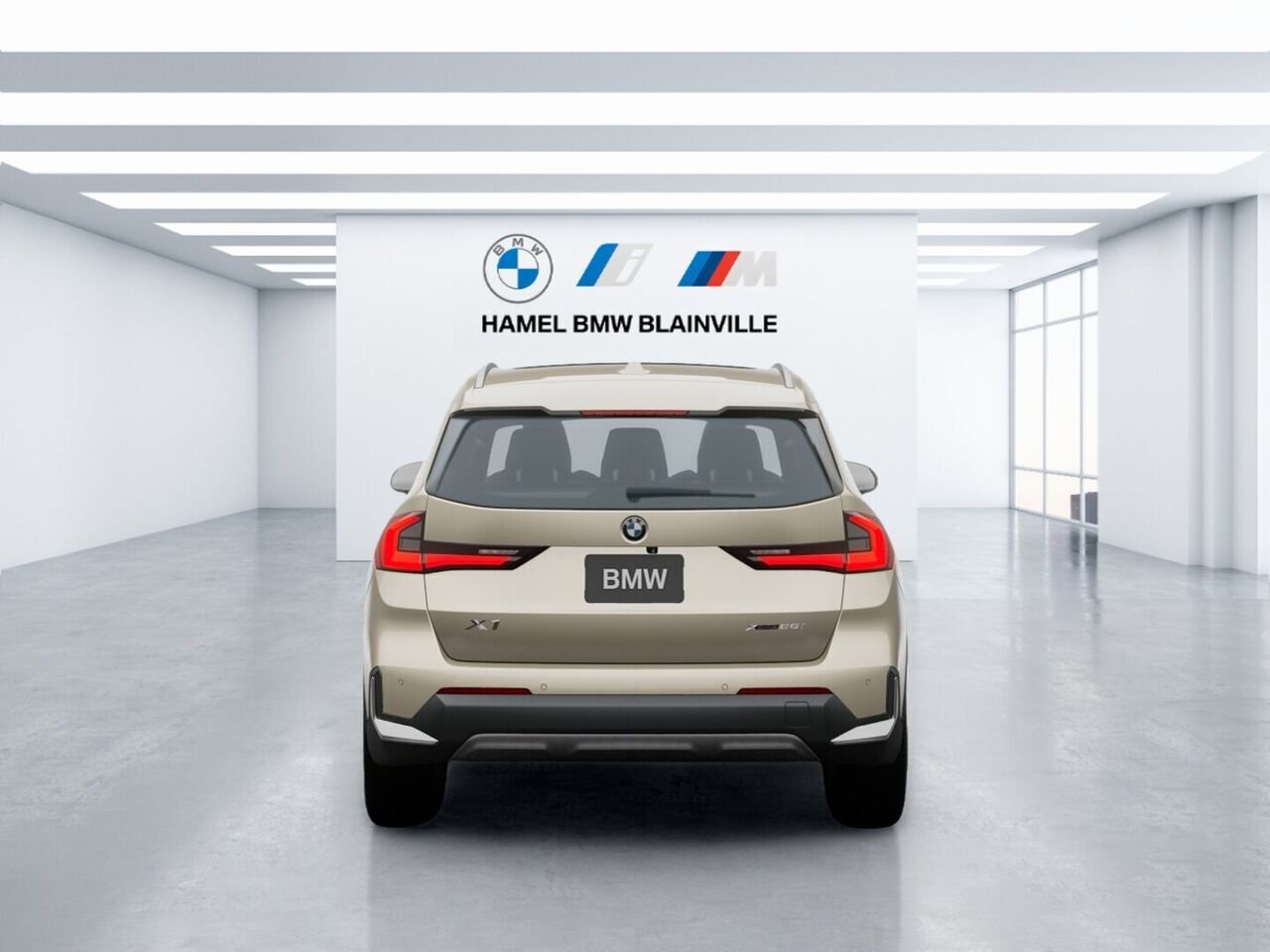 BMW X1 xDrive28i 2026 Gris pur givré métallique Blainville - photo #4