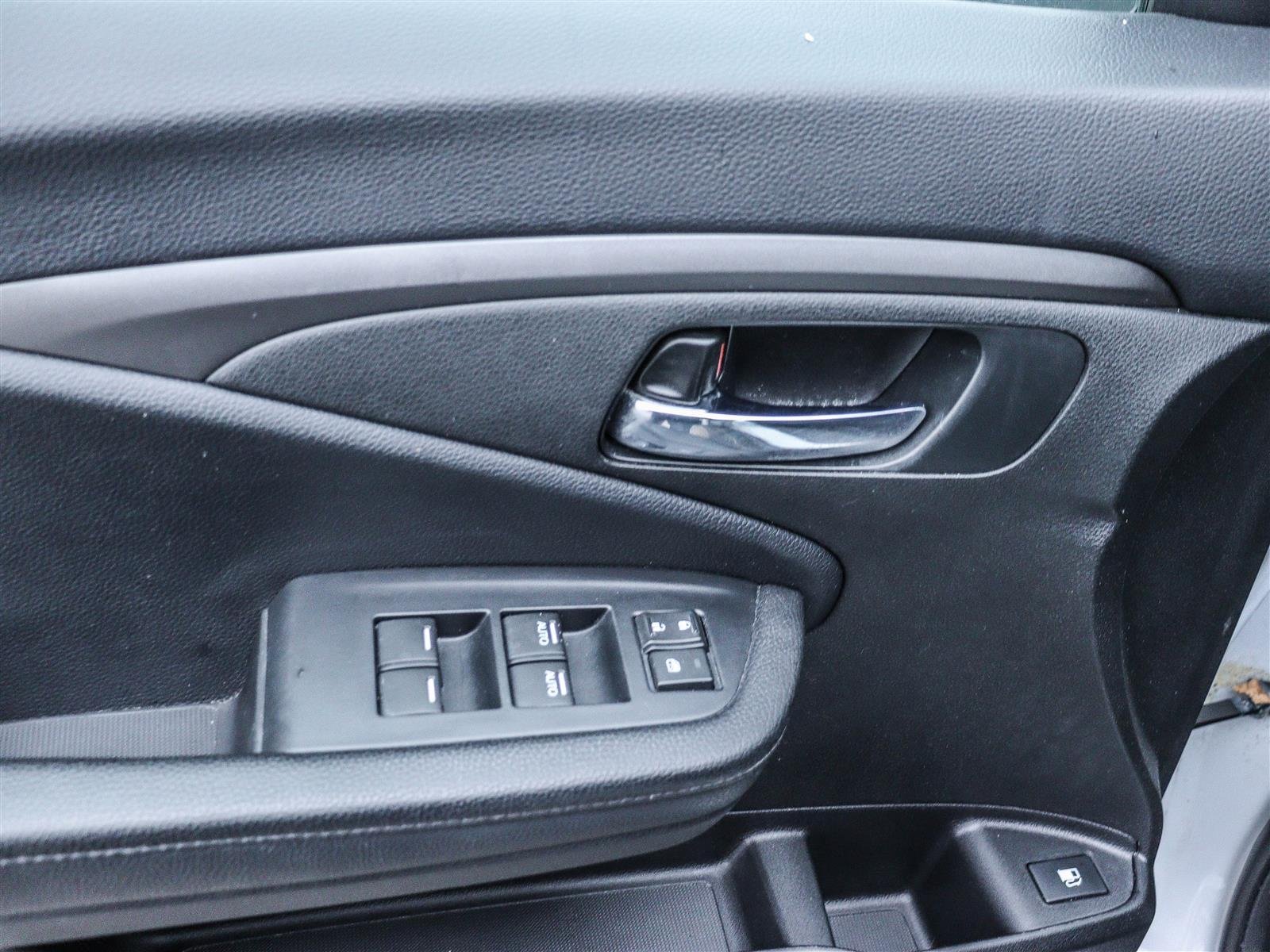 Honda Pilot Sport 2022 White Ottawa & Gatineau - photo #9
