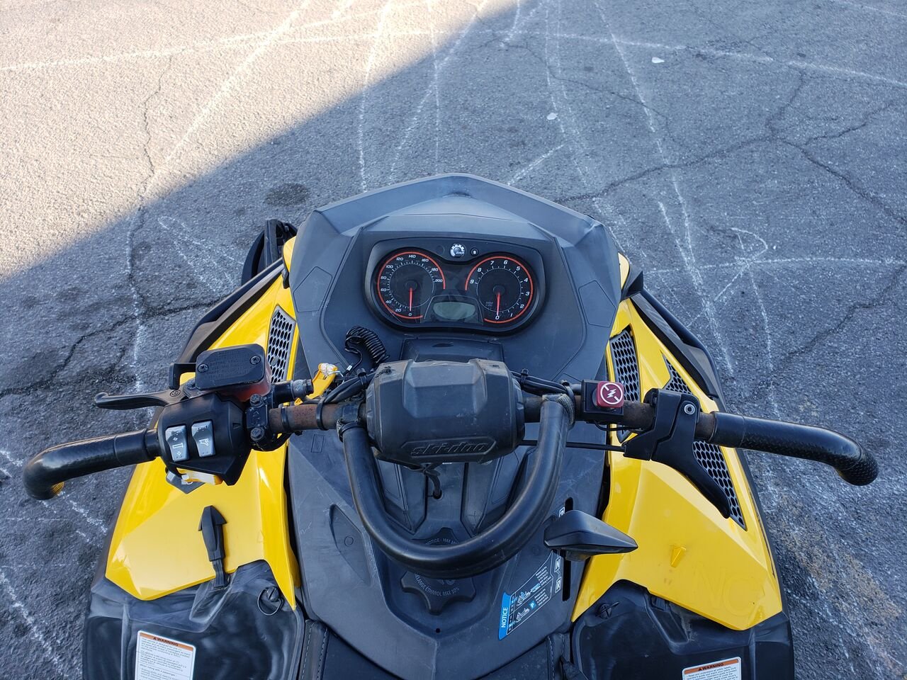 Ski-doo Skandic 2015 Jaune Longueuil, - photo #11