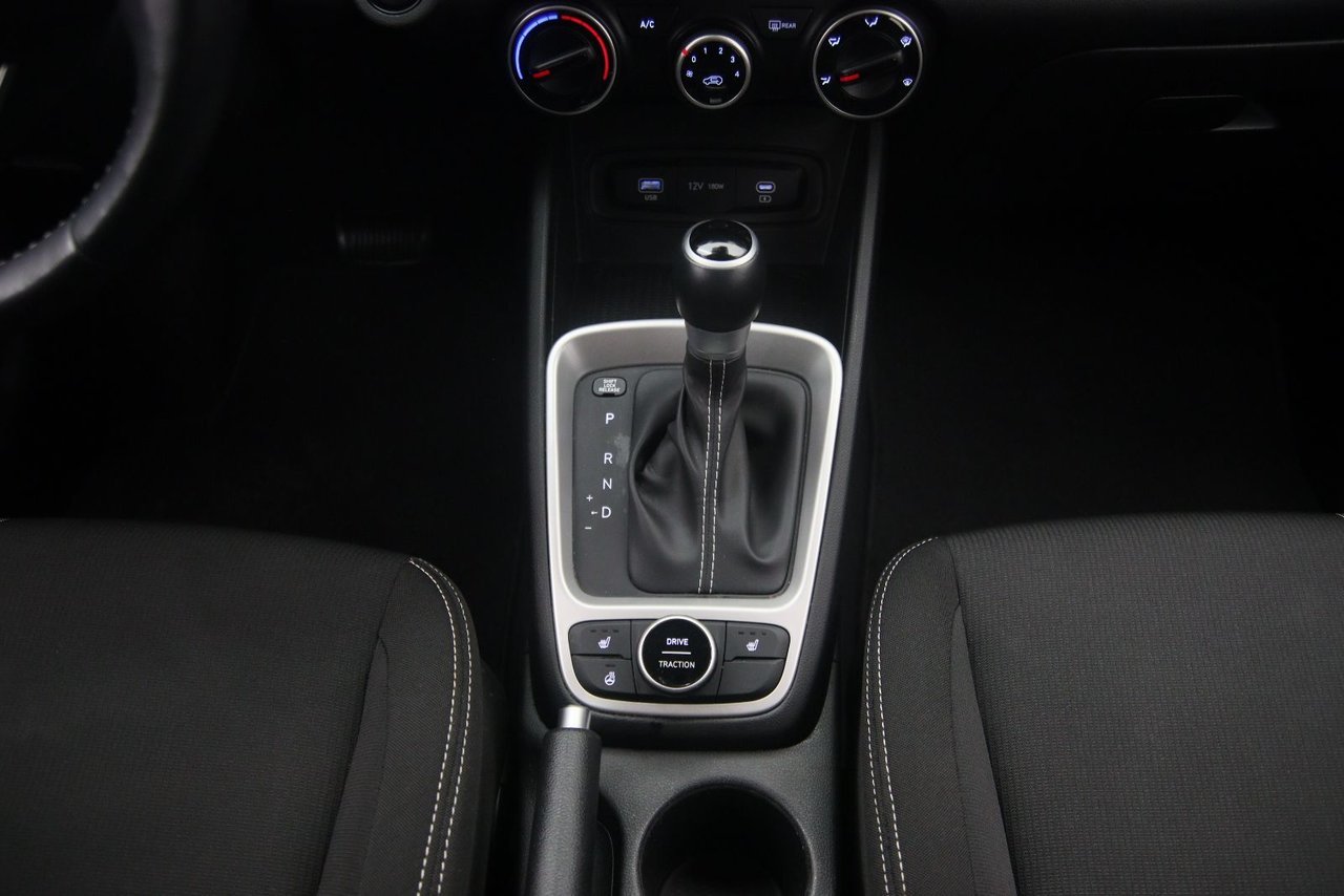 2023 Hyundai Venue VIN KMHRC8A38PU235119 Blue Baie-Comeau - photo #11