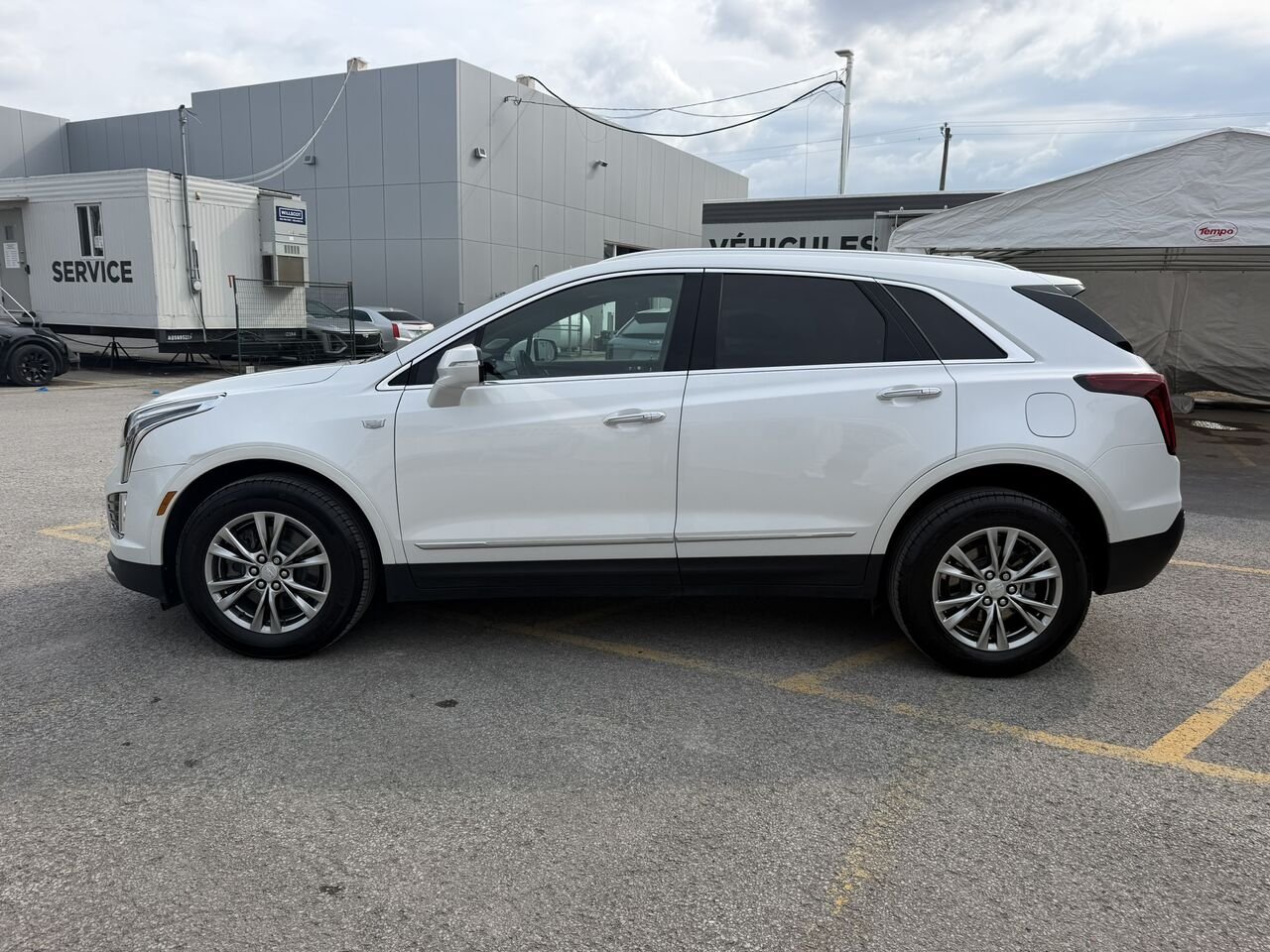 Cadillac XT5 PREMIUM LUXURY AWD FINANCEMENT À PARTIR 3.99% 2024 Blanc Laval - photo #1