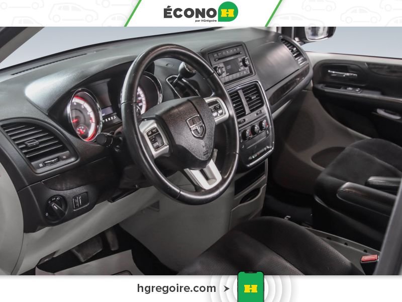 2017 Dodge GR Caravan Grey Laval - photo #14